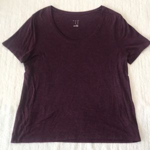 Scoop neck tee